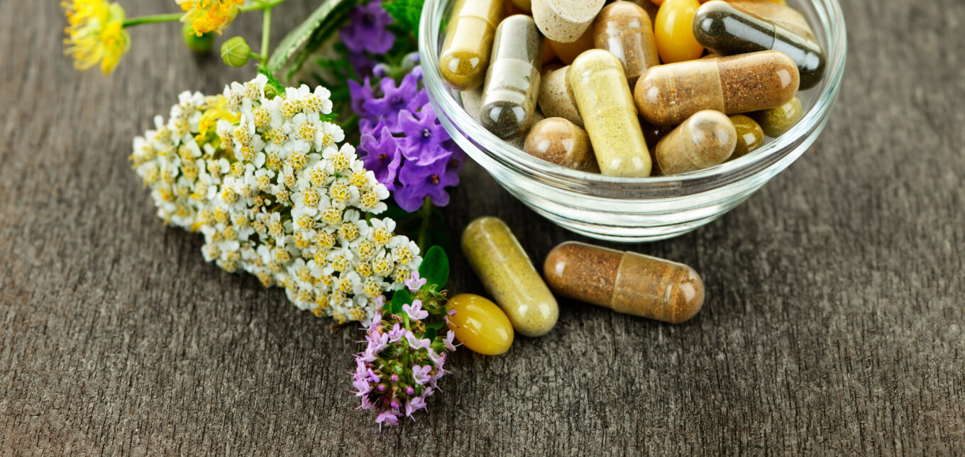 Herbs and Vitamins to Take When You Feel a Cold Coming – Mother Earth News - Vimarsana News